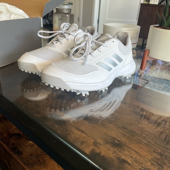 Adidas women’s golf shoes - Picture 4 of 7